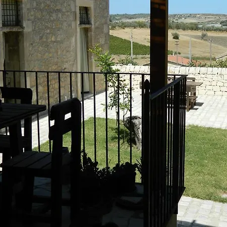 Farm stay Agriturismo Re Carrubo Ispica