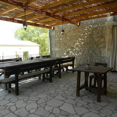 Agriturismo Re Carrubo Farm stay