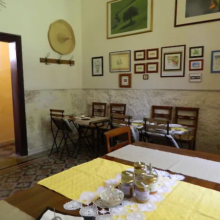 Agriturismo Re Carrubo *