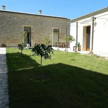 Agriturismo Re Carrubo